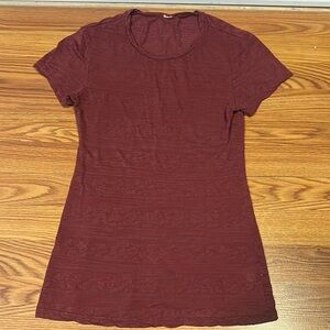 Women's Burgundy Top